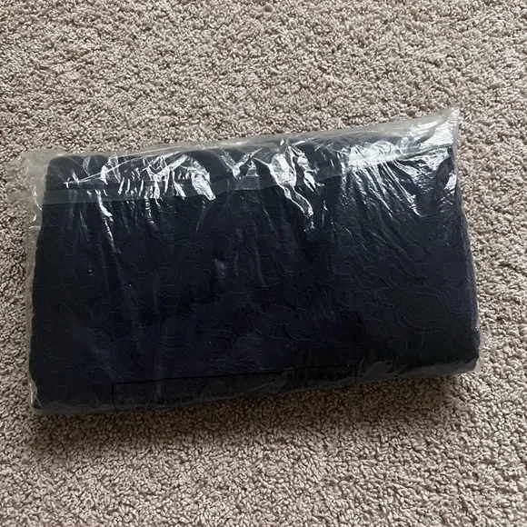 Isaac Mizrahi Midnight Blue Lace Pants - Picture 3 of 5